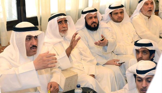کویتی ها مقابل منزل نماینده زندانی تجمع کردند