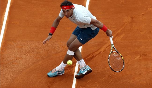 نادال يخسر مجموعة وينضم الى تسونغا