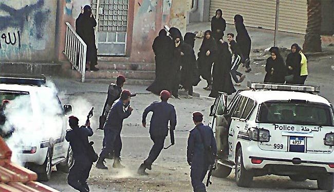 الامن البحريني يعتدي على النساء في دمستان