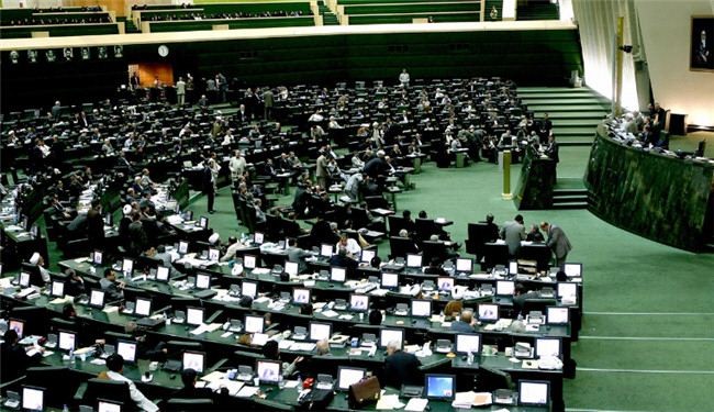 برلمان ايران يدين انتهاك حرمة مقام الصحابي حجر بن عدي