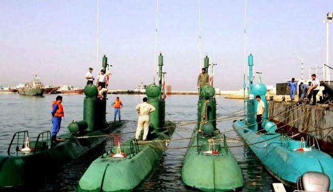 Iran builds new medium-class submarine