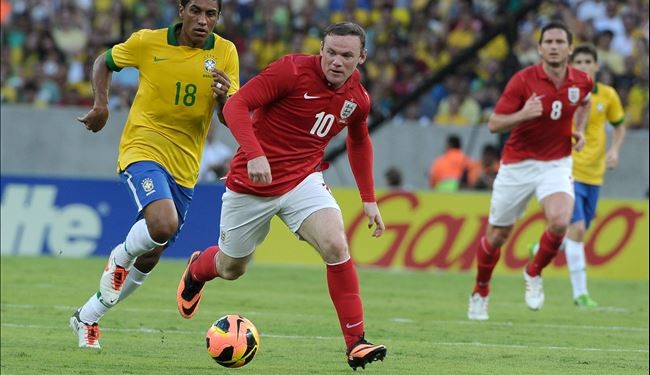 تعادل البرازيل وانكلترا 2-2