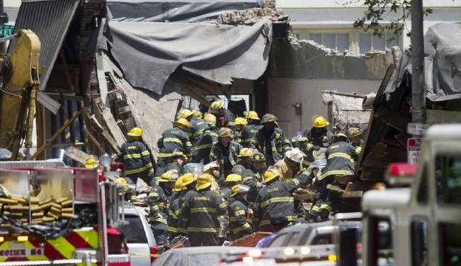 قتيل و13 جريحا في انهيار مبنى في فيلادلفيا