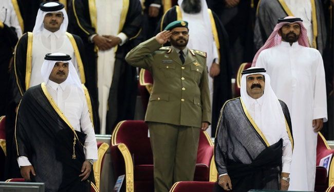 مسؤول قطري: الأمير يستعد لتسليم السلطة إلى نجله