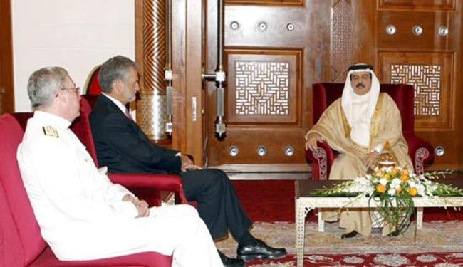 ملك البحرين يتباحث مع قائد القوات المركزية الاميركية