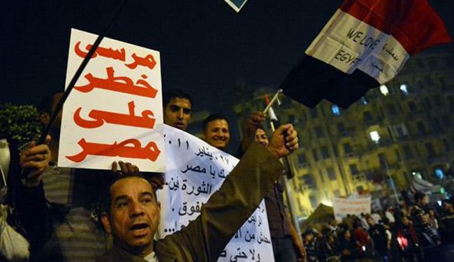 مخالفت مردم مصر با مواضع مرسي درباره سوريه
