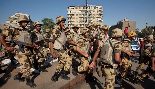 ارتش مصر در تظاهرات 30 ژوئن مداخله می کند