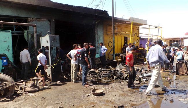 مقتل 13 عراقياً بتفجير انتحاري استهدف مجلس عزاء