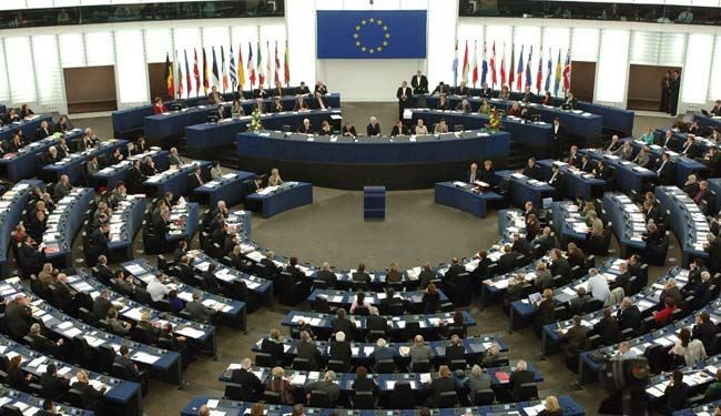 اوروبا تدعو لالغاء اتفاقين لتبادل المعلومات مع اميركا