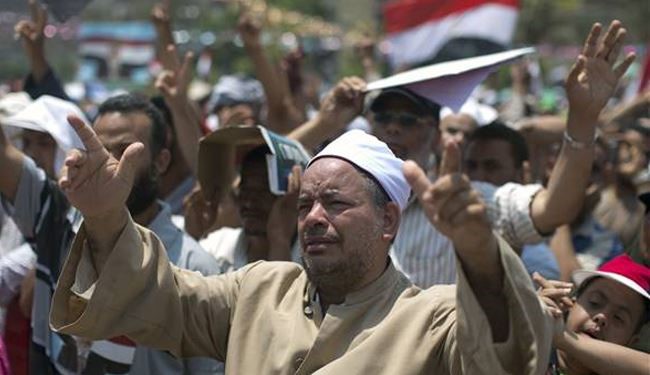 Egypt Coptic priest shot dead