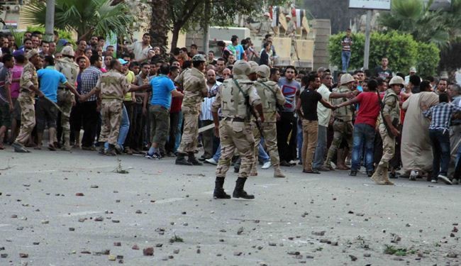 Egypt army kills dozens of pro-Morsi protesters