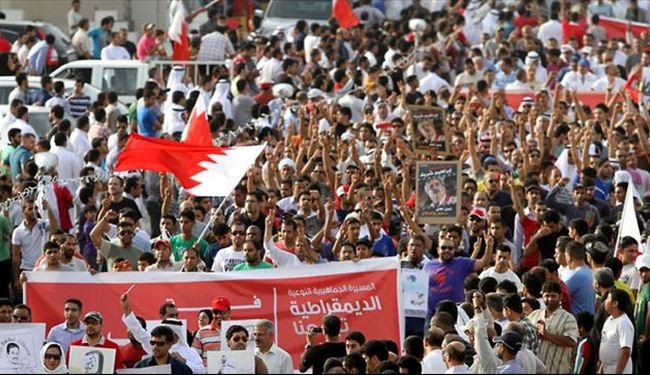 Bahrain regime forces raid dozens of homes