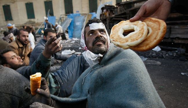 الاضطرابات في مصر تنذر بأزمة غذائية