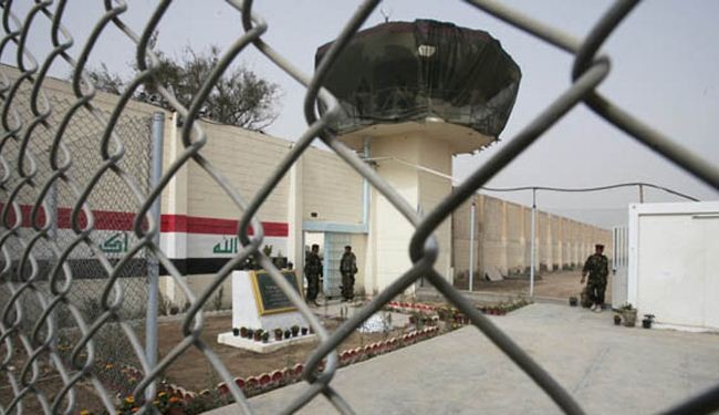 Hundreds of inmates escaped Iraq's Abu Ghraib