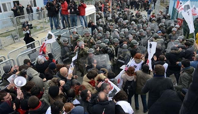 64 journalists in Turkish prisons: CHP
