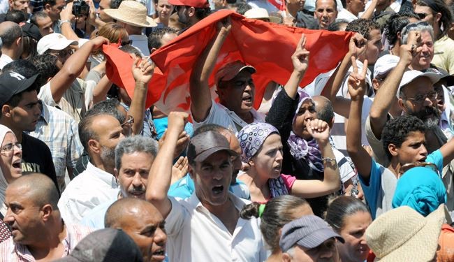 اختلافات در تونس و استعفای گسترده مقامات حزبی