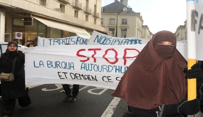 France plans to extend hijab ban