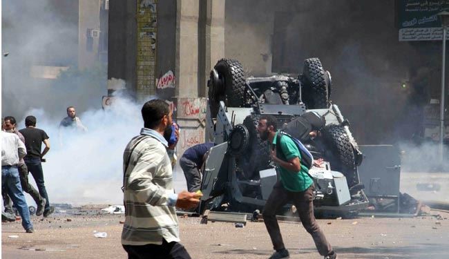 مخالفت الازهر با حمله به تظاهرکنندگان مصر