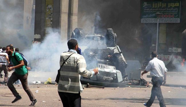 UAE, Bahrain endorse Egypt crackdown on protesters