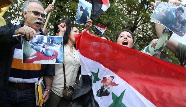 مئات المتظاهرين يرفضون العمل العسكري ضد سوريا