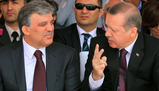 خلاف بين اردوغان وغول على خلفية العدوان على سوريا