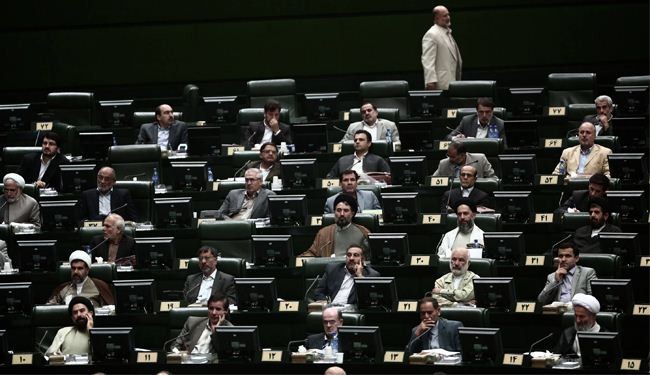 البرلمان الإيراني يعرب عن دعمه الكامل لسوريا