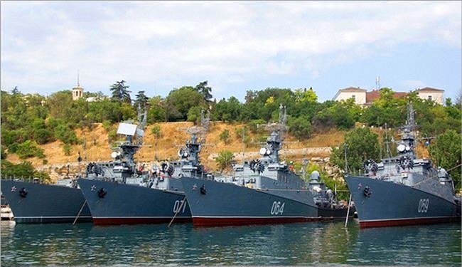 روسيا تنشر 10 سفن حربية قرب سواحل سوريا