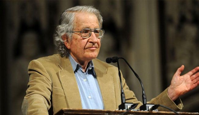 Russian plan is a godsend for Obama: Chomsky