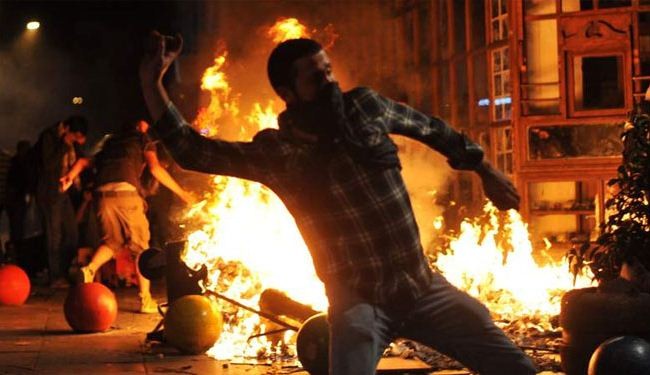Police clash with protesters in Turkey