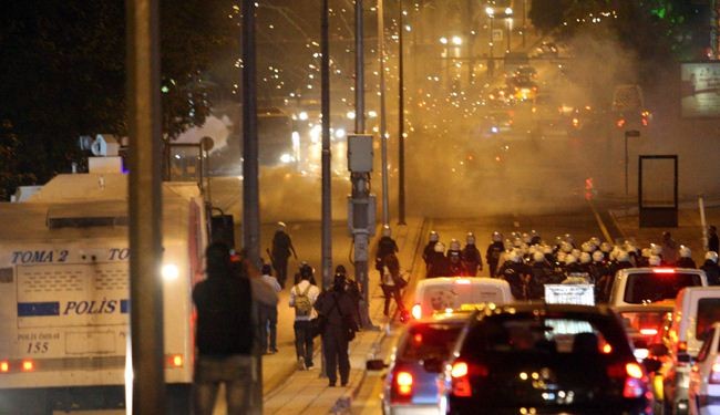 المواجهات تدخل اسبوعها الثاني بين الشرطة ومحتجين اتراك