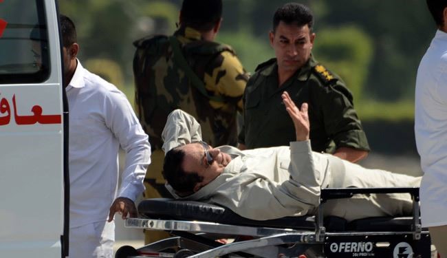 الإفراج عن مبارك حدث ضاع بين الأحداث الدموية