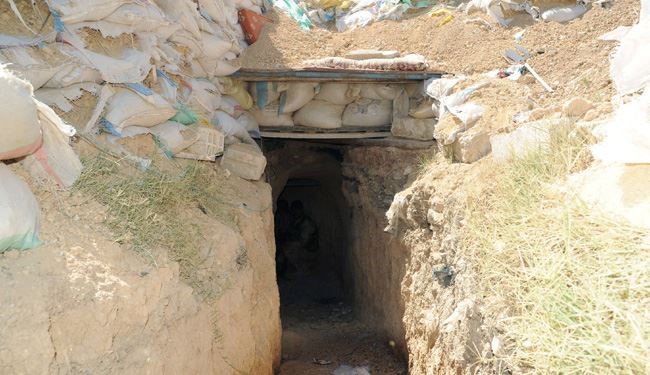 کشف انبارهای سلاح در تونل های اطراف دمشق