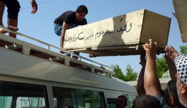 چه کسی این دختر عراقی را به خاک می سپارد؟