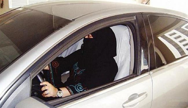 غرامة لمالكي سيارات بالسعودية لسماحهم لنساء بالقيادة