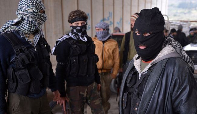Syria's 1000-piece rebel groups split more apart