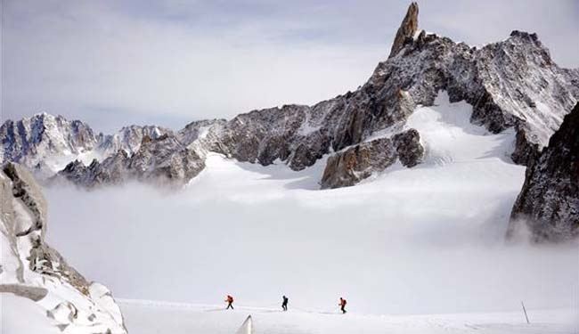 French climber finds €246,000 worth of Indian jewels on Mont Blanc
