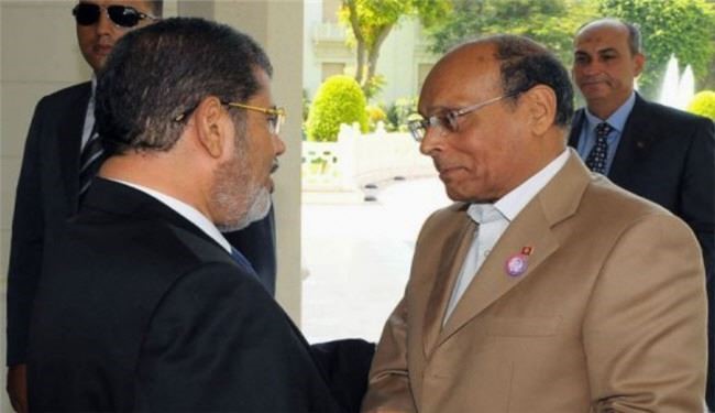 مصر هم سفیر خود را از تونس فرا خواند