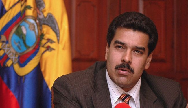 Venezuela threatens to expel all US envoys