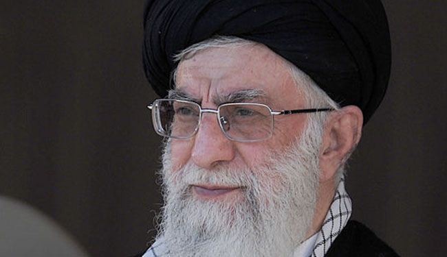 Leader hails Rouhani's diplomacy, warns of US ties