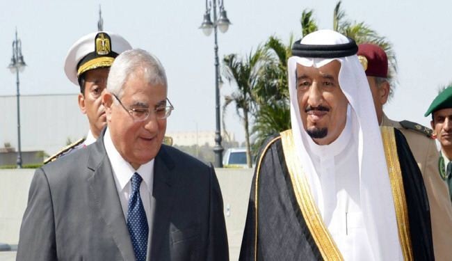 لقاء منصور بالملك السعودي.. تبلور موقف الرياض من الاخوان