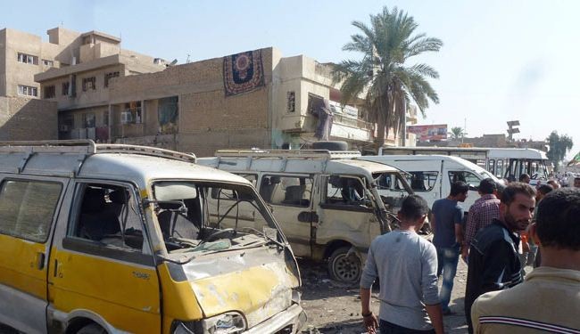 Suicide bombers hit Iraq security as attacks kill 35