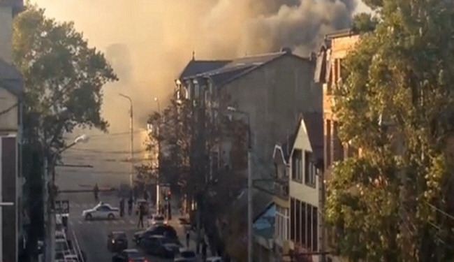 مقتل وإصابة 17 شخصا في انفجارين بعاصمة داغستان