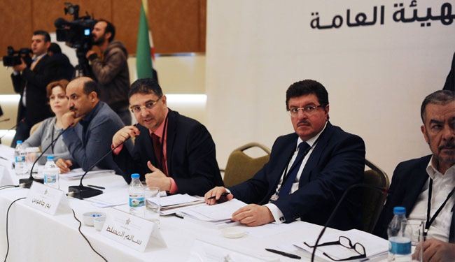 المعارضة السورية باسطنبول تواصل بحث المشاركة في جنيف