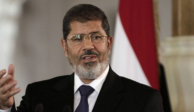 مرسي يتهم السيسي بالخيانة ويعد بتقديم طعن بقرار عزله