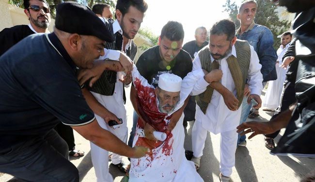 ما سبب مقتل واصابة العشرات في طرابلس الليبية؟