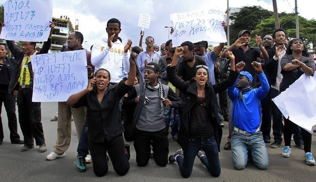 تجمع شهروندان اتیوپیایی جلوی سفارت عربستان