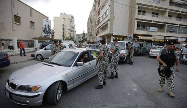 Lebanon army seizes car packed with 400kg explosives