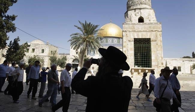 More Zionist encroachments in Masjid al-Aqsa