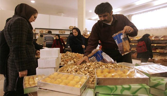 الإيرانيون يستعدون للاحتفال بأطول ليلة في السنة
