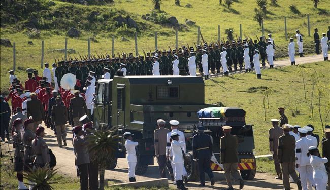صور تشييع جنازة الزعيم الافريقي نلسون مانديلا